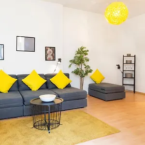 https://amazing-apartment-1br-for-7-mauerpark-pberg.find-berlin-hotels.com